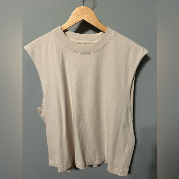 Abercrombie & Fitch Cream Cropped Tank Top - Medium - Picture 1 of 3